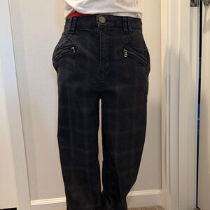 Democracy Black Capris